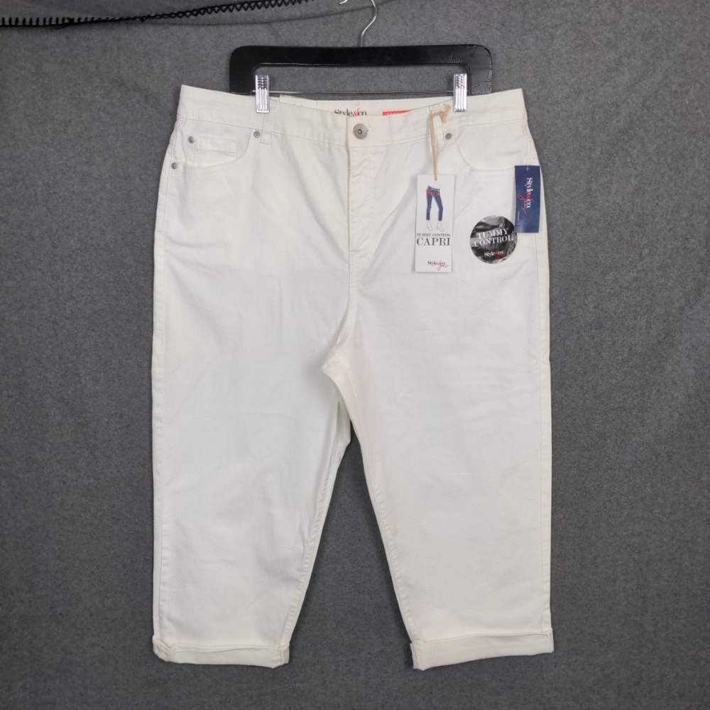 NWT Style & Co Capri Pants Women 18 White Tummy Control Mid Calf Summer Beach